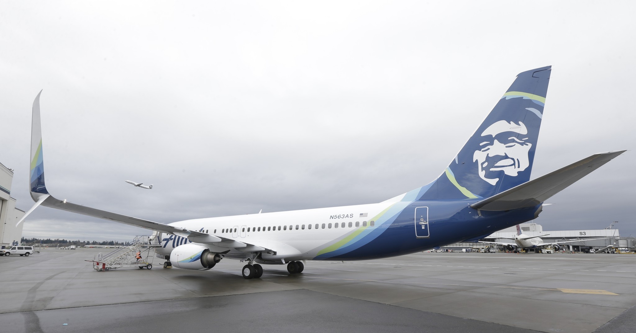 alaska airlines customer service complaints department alaska airline customer service